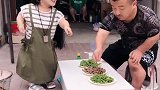 见过皮的，没见过你这么皮的！