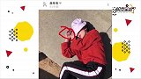 周冬雨晒照呼应易烊千玺？硬币撞拍再引热议