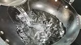 吃了30年香椿，还是这种做法最好吃，鲜香味美，做法超简单