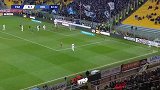 第83分钟帕尔马球员库茨卡射门 - 打偏