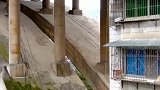 房子在立交桥在下面你见过没