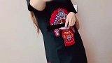 时尚变装秀，美女真是会玩！