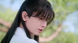 沉香如屑：杨紫和成毅隔纱深情相吻，不小心连看20遍，甜到昏厥