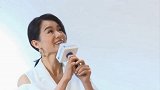 胡杏儿晒母子合照为儿子庆生，3岁奕霆品性优秀，豪门教育引人赞