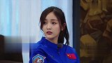 吴宣仪不仅长得漂亮，一边认真听课一边在记笔记，简直太可爱了