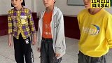 来自大凉山的三名同学组合表演说唱，开口被惊艳到了