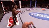 UFC-14年-本周最佳KO：史蒂芬斯重拳迎风挥空 爱德华兹偷鸡一击致命（11月11日）-精华