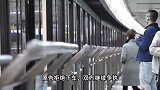 上海一男子地铁上劝阻他人吃花生起争执，竟被索赔3万，结局舒适