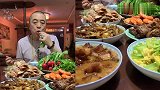东北大叔开饭了，网友：快拿着米饭来集合，今天的菜下饭