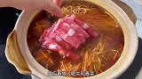玉米面条版低脂又健康的麻辣砂锅米线，真的是神仙味道