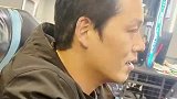 哥们加起来近160岁，忙里偷闲相约网吧通宵感慨回不去的青春