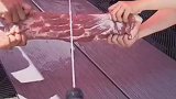 这高压水枪是真厉害，生肉直接切开啊