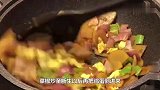 学会土豆这样做，我家一周吃3次，解馋下饭，出锅比红烧肉还香