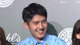 母亲替儿子追星刘昊然，直赞“你怎么这么可爱”