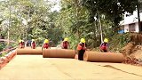 印度的公路是用椰子壳铺的？看完让你大开眼界！