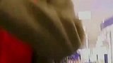 男孩走失，善良女人帮孩子寻亲，差点被拐卖！