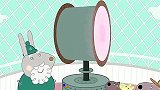 小猪佩奇：佩奇和乔治在兔爷爷灯塔上玩！