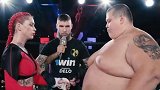俄国上演MMA跨性别大战 63公斤女子KO240公斤巨汉