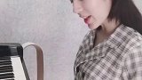 董馨真的是太漂亮了，水灵灵的大眼睛真让人喜欢
