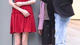 这种长腿小姐姐，真是让人羡慕嫉妒恨！