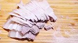 四川人最爱的萝卜连锅汤，有肉有菜有汤，做法简单配个蘸水超过瘾