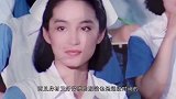 64岁林青霞坚持做自己！不扮嫩不美颜，完美诠释自然老去也很美
