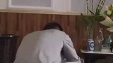弟弟退伍第二天在家用部队标准打扫房间