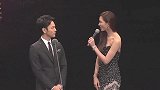 林志玲为日本明星颁奖担任翻译，不愧是日本太太，日语说得很嗲哦