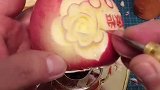 朋友们给你们看看价值一百元的苹果怎么做出来的