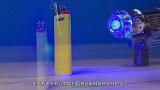 激光笔的威力到底有多大？老外用水宝宝测试，没想到意外发生了！