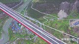 贵州与四川修建世界级桥梁，主桥跨度达1200米，世界罕见