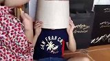妹妹为了抢走我的棒棒糖，把垃圾桶套我头上