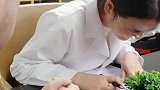 我说我想#整容 你笑的这么嗨是几个意思？