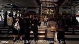 小姐姐生吃“金枪鱼”，裹上海苔配上豆苗，美味像在口腔中裂开！