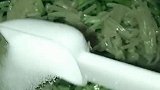 黄瓜拌金针。简单爽口又好吃。火山美食火山正能量灿老师