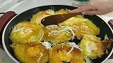 漂亮又美味的鸡蛋饼，看起来像鸟巢一样！这是怎么做的
