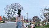 假装街拍，肉肉的女生有福气