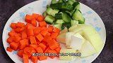教你做老醋花生，只用一个诀窍，油炸花生再也不会炸老