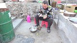 大彭做兔肉焖土豆，农家做法出锅看着就香，我家猫都爱吃