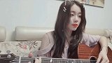 民间歌手翻唱《小镇姑娘》，超好听的歌曲，让人沉醉不已！