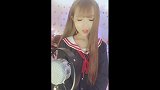 穿上校服的美女，清纯可爱