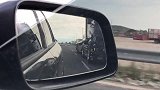 追拍斯堪尼亚卡车，加油一下又刹车