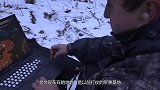探宝小分队野外发现“神秘木箱”，撬开一看，结果大吃一惊！