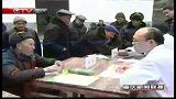 重庆新闻联播-20120305-我市社会各界掀起学雷锋活动高潮