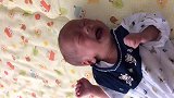 新手妈妈不会照顾宝宝，新出生5天的娃就感冒了，小可怜一直在哭