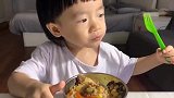 在抖音上学习的网红米饭，2岁宝宝吃了两大碗，大家可以尝试一下