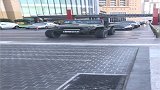你以为车霸气看看车里的人再说
