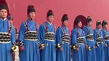 公主回皇宫，万万没想到竟被叛贼拦截，公主二话不说直接下令开打