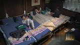 何炅到底有多少个亲爱的？拿出手机求人办事，一旁黄磊都听懵了！