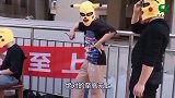爆笑：结婚证是个好东西，把媳妇治的服服帖帖的